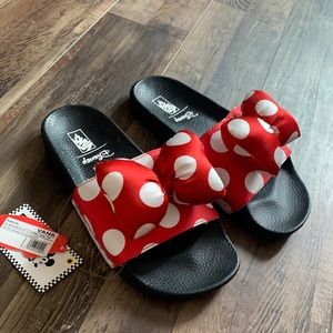 Vans x Disney slides